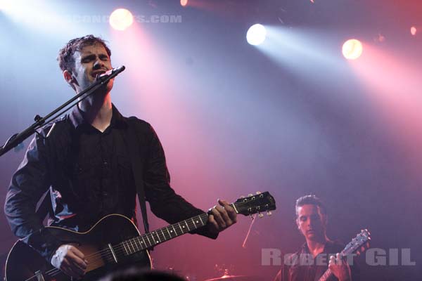 BLACK REBEL MOTORCYCLE CLUB - 2005-11-02 - PARIS - Elysee Montmartre - Peter Hayes - Robert Levon Been